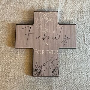 🔥5 FOR $25🔥 Family is Forever Wall Decor Cross - Brown